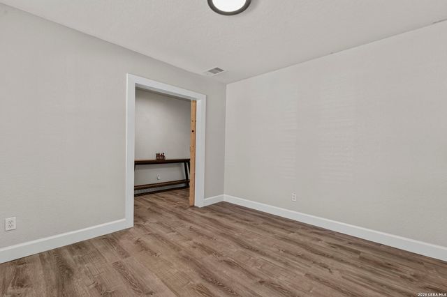 10606 MANOR CRK, San Antonio, TX 78245