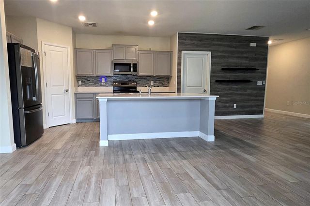 1411 WOODLARK DRIVE, Haines City, FL 33844