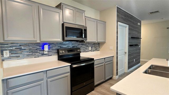 1411 WOODLARK DRIVE, Haines City, FL 33844