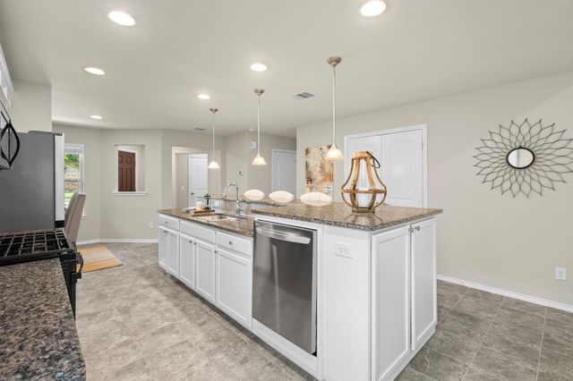 330 Ranch House Lane, Richmond, TX 77469