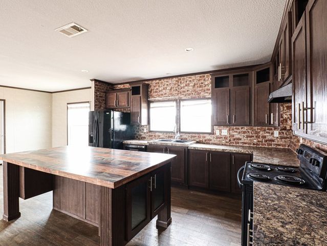 2610 S County Rd 150, Midland, TX 79706