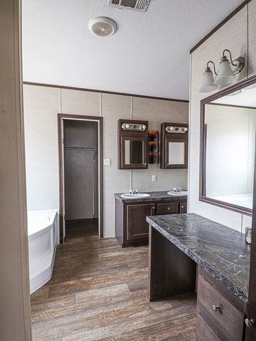 2610 S County Rd 150, Midland, TX 79706