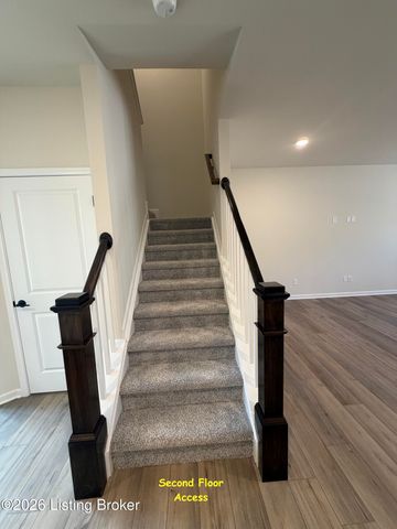 16906 Aiken Ridge Cir, Louisville, KY 40245