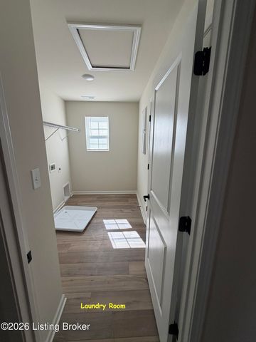 16906 Aiken Ridge Cir, Louisville, KY 40245
