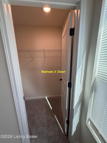 16906 Aiken Ridge Cir, Louisville, KY 40245