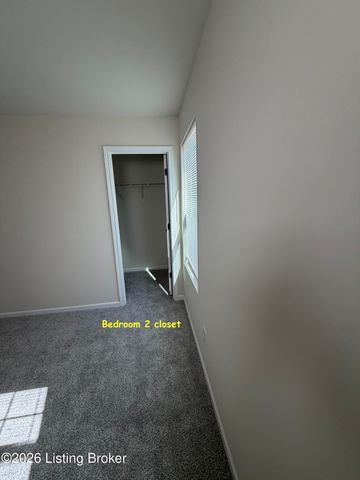 16906 Aiken Ridge Cir, Louisville, KY 40245