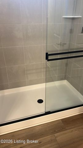 16906 Aiken Ridge Cir, Louisville, KY 40245