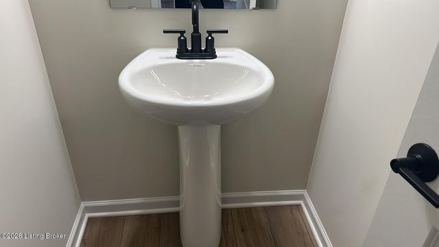 16906 Aiken Ridge Cir, Louisville, KY 40245