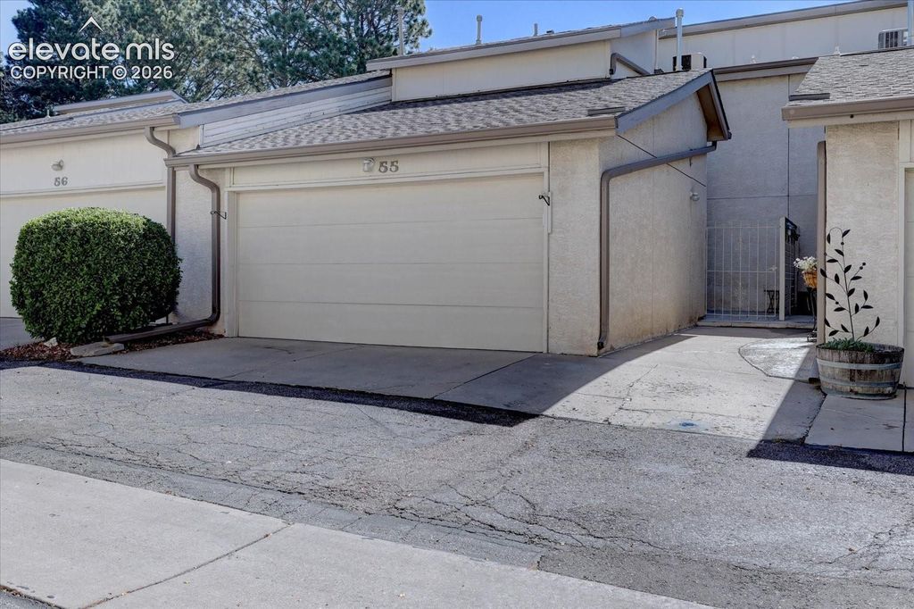 3330 Templeton Gap Road 55, Colorado Springs, CO 80907 — exterior