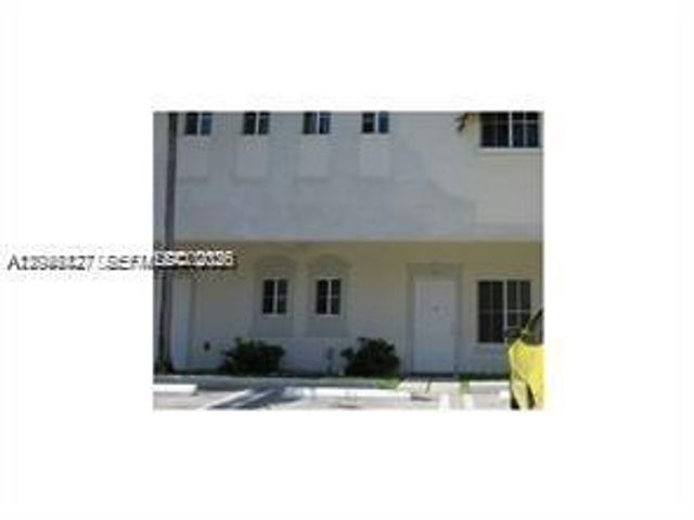 3926 SW 52 5E, Pembroke Park, FL 33023