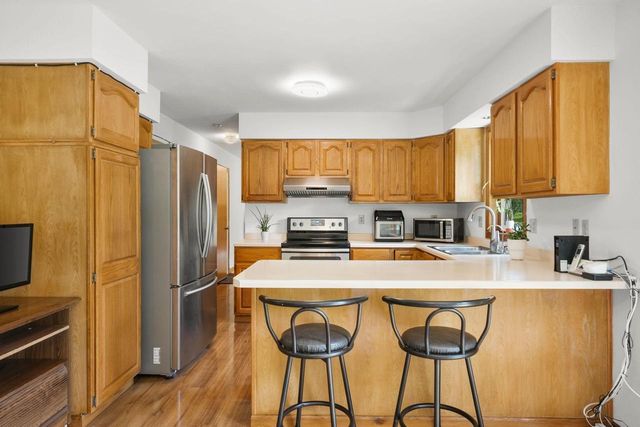 2928 Maple Run Drive, Madison, WI 53719
