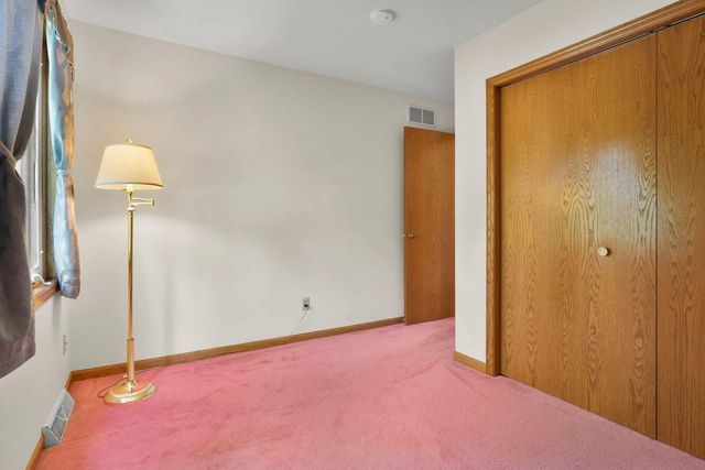2928 Maple Run Drive, Madison, WI 53719