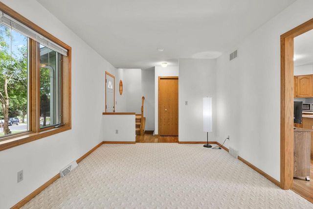 2928 Maple Run Drive, Madison, WI 53719