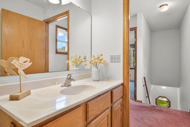 2928 Maple Run Drive, Madison, WI 53719