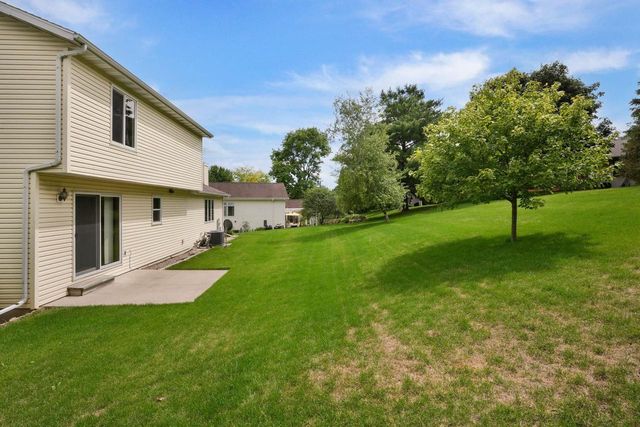2928 Maple Run Drive, Madison, WI 53719