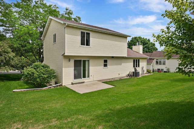 2928 Maple Run Drive, Madison, WI 53719
