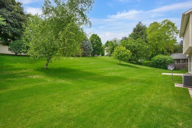 2928 Maple Run Drive, Madison, WI 53719