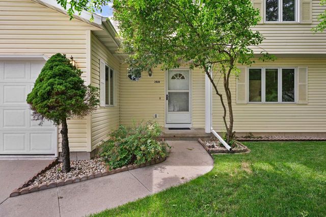 2928 Maple Run Drive, Madison, WI 53719