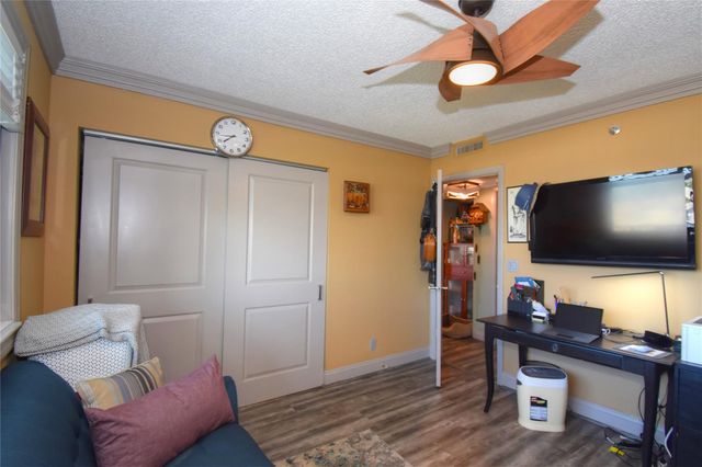 2238 N Cypress Bend Dr 902, Pompano Beach, FL 33069