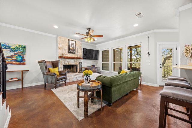 615 Cat Hollow Club DR A, Spicewood, TX 78669