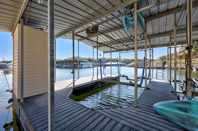 615 Cat Hollow Club DR A, Spicewood, TX 78669