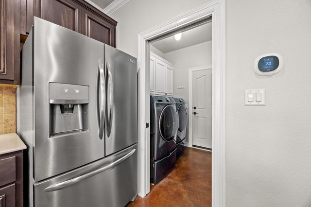 615 Cat Hollow Club DR A, Spicewood, TX 78669