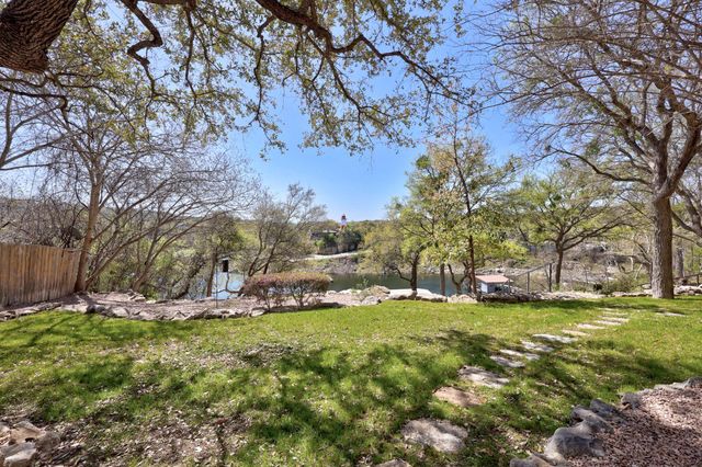 615 Cat Hollow Club DR A, Spicewood, TX 78669