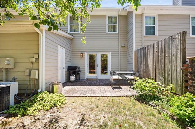 5457 Winters Way, Greensboro, NC 27410