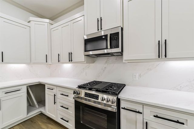 105A Mc Phail Street, Tomball, TX 77375