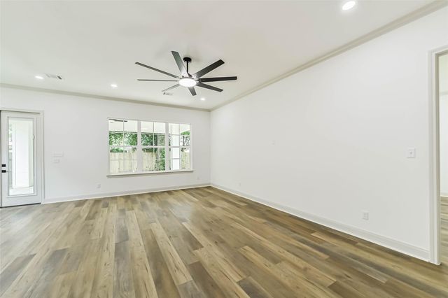 105A Mc Phail Street, Tomball, TX 77375