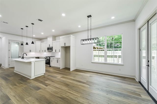 105A Mc Phail Street, Tomball, TX 77375