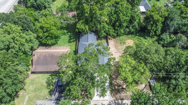 105A Mc Phail Street, Tomball, TX 77375