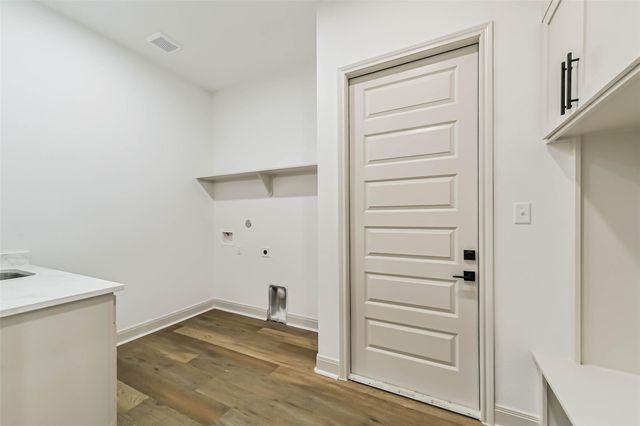 105A Mc Phail Street, Tomball, TX 77375