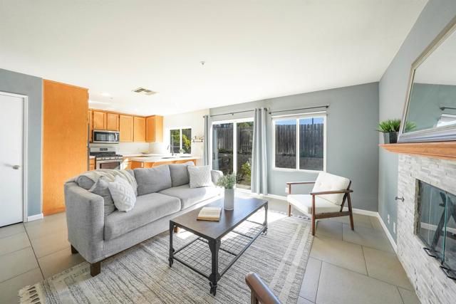 1364 H Street, Ramona, CA 92065