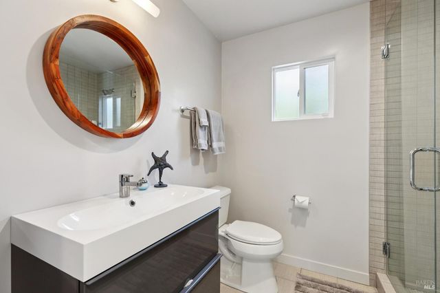 859 4th St E, Sonoma, CA 95476