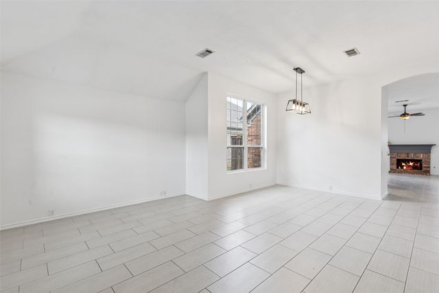 10412 Harris Court, Irving, TX 75063