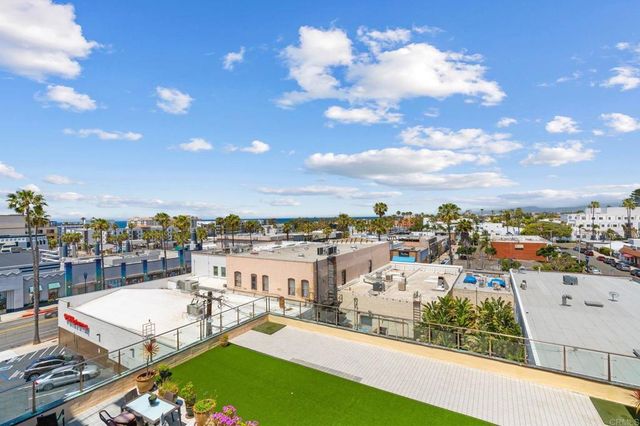 550 Seagaze Drive 26, Oceanside, CA 92054