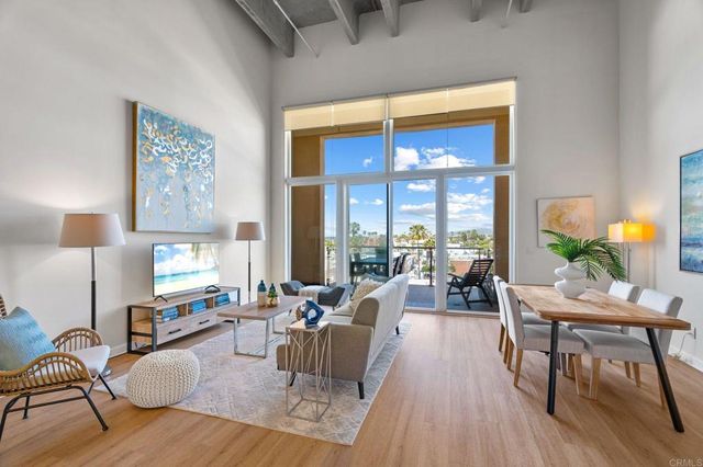 550 Seagaze Drive 26, Oceanside, CA 92054