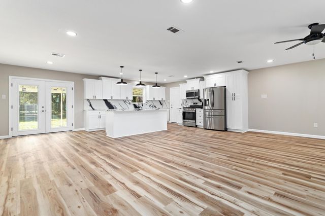 1526 Campbell Road, Winnie, TX 77665