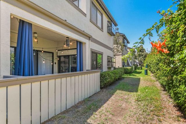 3629 Avocado Village Ct 133, La Mesa, CA 91941