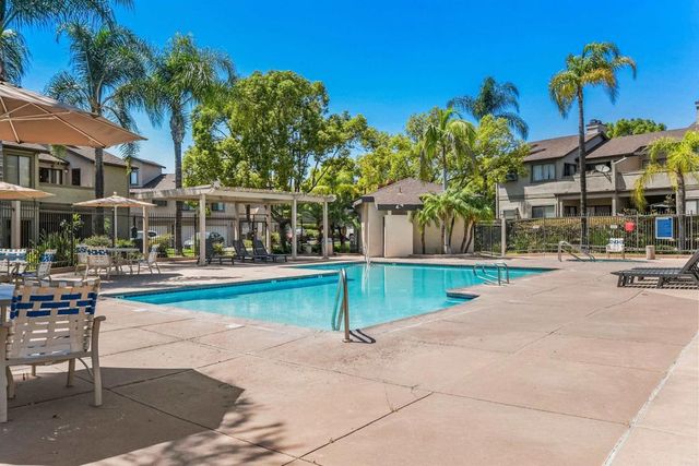 3629 Avocado Village Ct 133, La Mesa, CA 91941