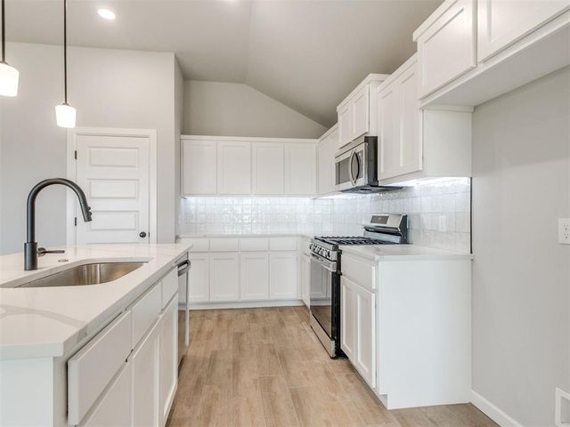 4026 Lynford Lane, Norman, OK 73026