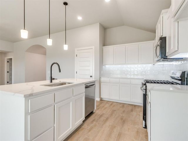 4026 Lynford Lane, Norman, OK 73026