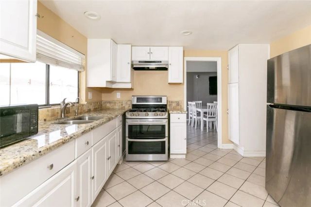 38633 Angele Trumpet Court, Palmdale, CA 93550