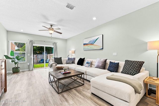 856 5TH Avenue S, Jacksonville Beach, FL 32250