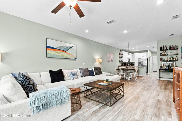 856 5TH Avenue S, Jacksonville Beach, FL 32250