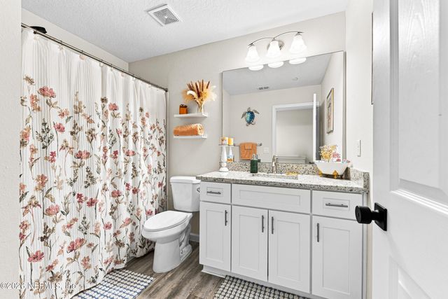 856 5TH Avenue S, Jacksonville Beach, FL 32250