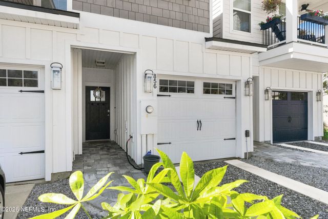 856 5TH Avenue S, Jacksonville Beach, FL 32250