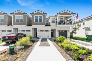 856 5TH Avenue S, Jacksonville Beach, FL 32250