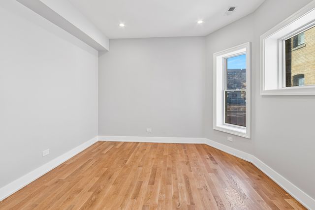 935 W Winona Street 1N, Chicago, IL 60640